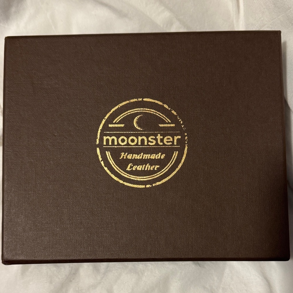 Moonster Brown Leather Box